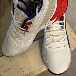 White Puma basketball Sneakers with Red & Blue Accents